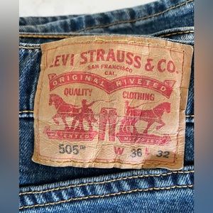 Levi’s 505™ REGULAR FIT MEN'S JEANS